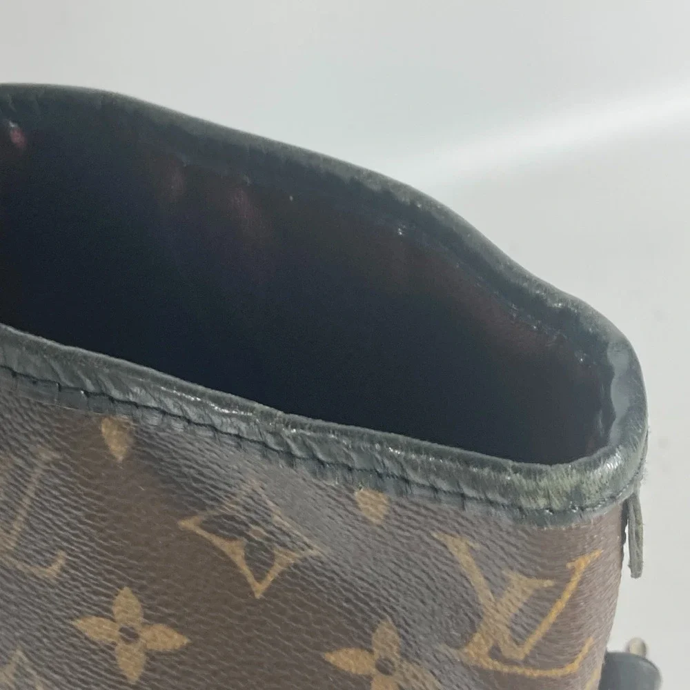 LOUIS VUITTON Brown Monogram Canvas Shoulder Bag